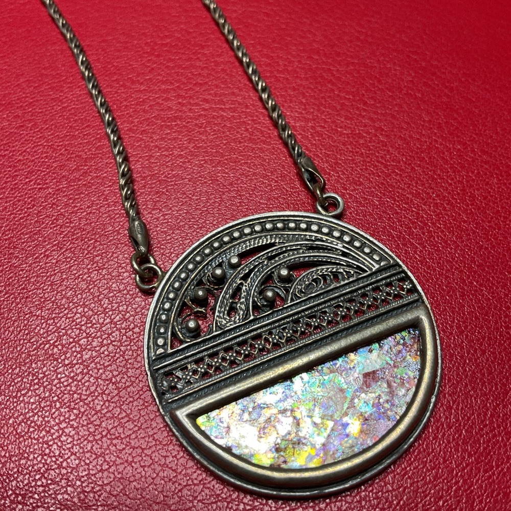 Elegant 925 Silver Pendant Necklace